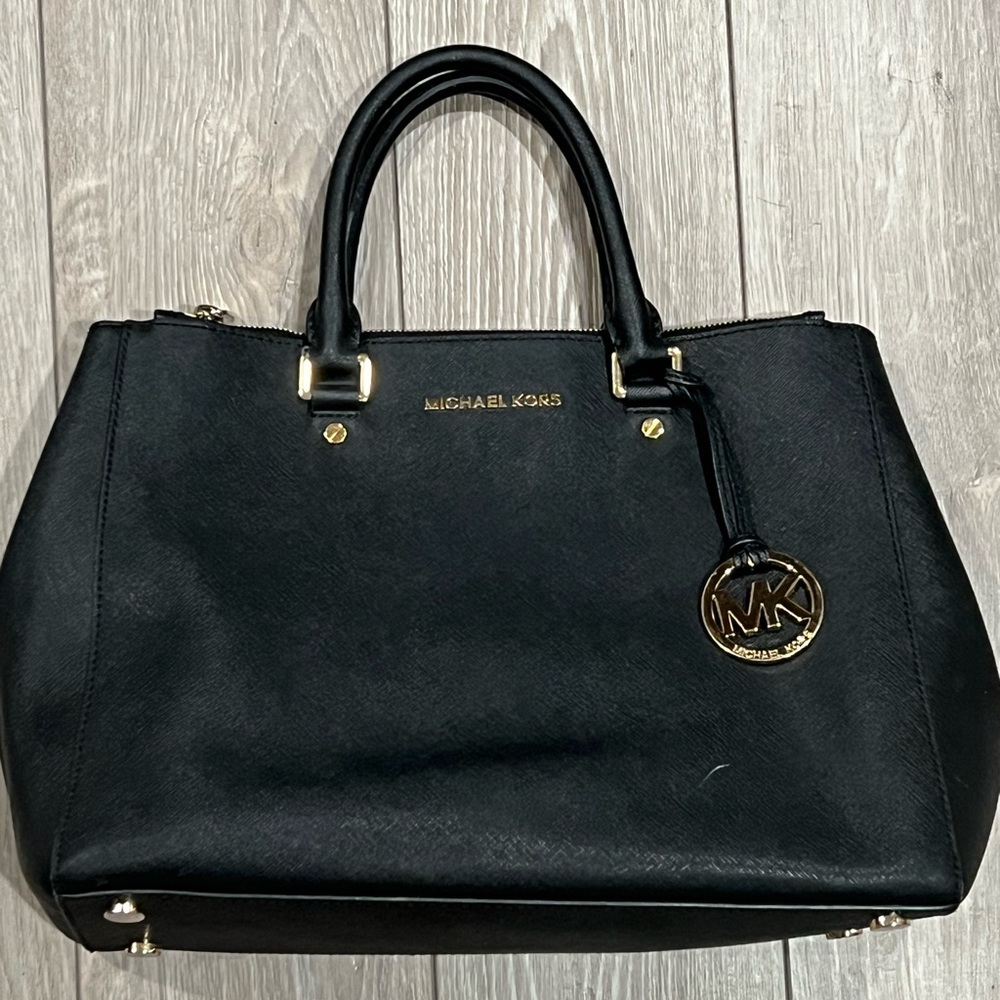 Michael Kors Sutton Purse